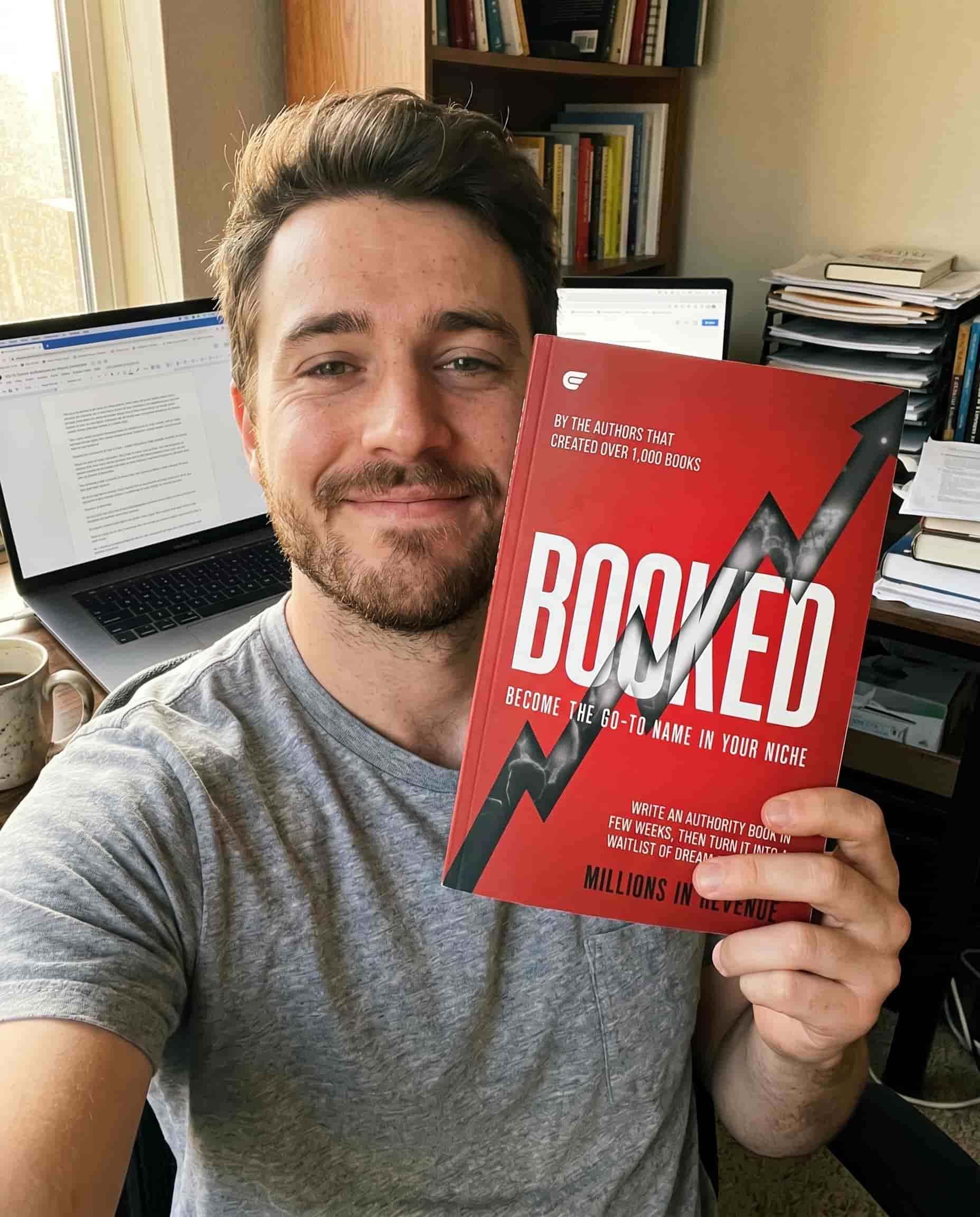 Reader with BOOKED