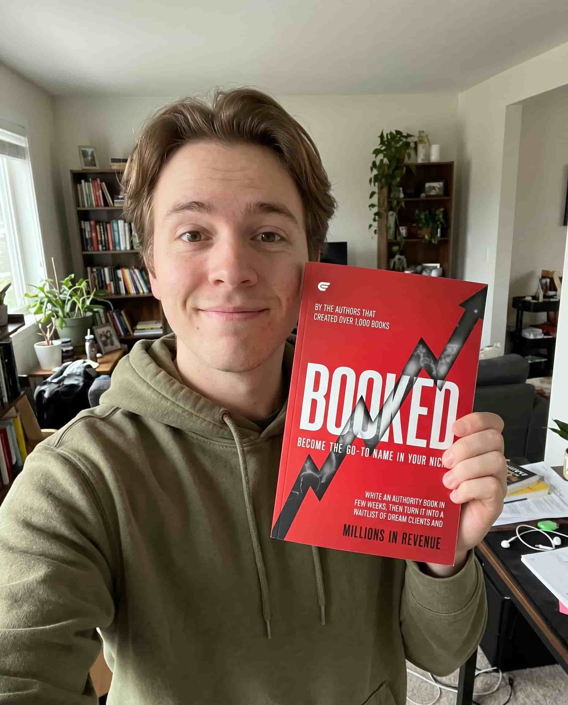 Reader with BOOKED